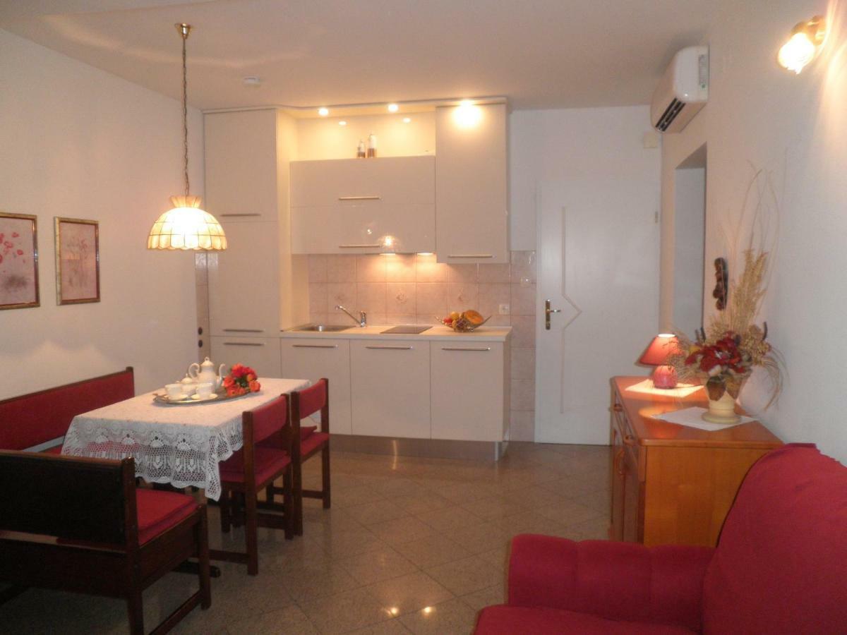 Apartment Punat Exterior photo
