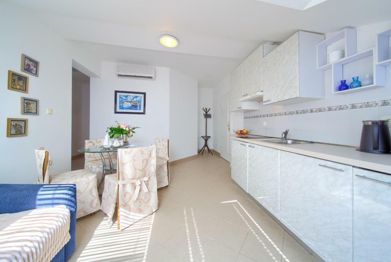 Apartment Punat Exterior photo