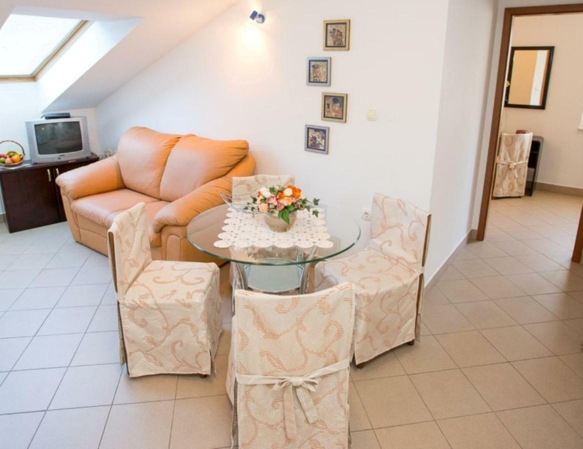 Apartment Punat Exterior photo